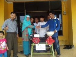  Baznas Bengkalis Salurkan Zakat Produktif